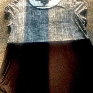 Simple black and wire top